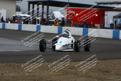 media/Nov-16-2025-CalClub SCCA (Sun) [[2975c16dfc]]/Group 2/Turn 1/